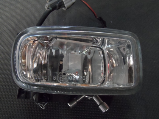 ขาย สปอตไลท์ ข้างซ้าย Ford Escape / Mazda  323 F โฉม ตาหยี