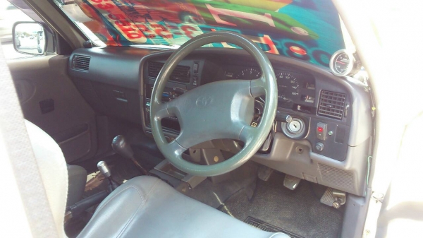 โตโยต้าไม้ติ้วางคาน โช็คHOTBITSแอร์ล็อคเกอร์หน้าหลัง