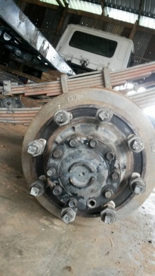 ช่วงล่างหกล้อ UD ช่วงล่างหกล้อ UD