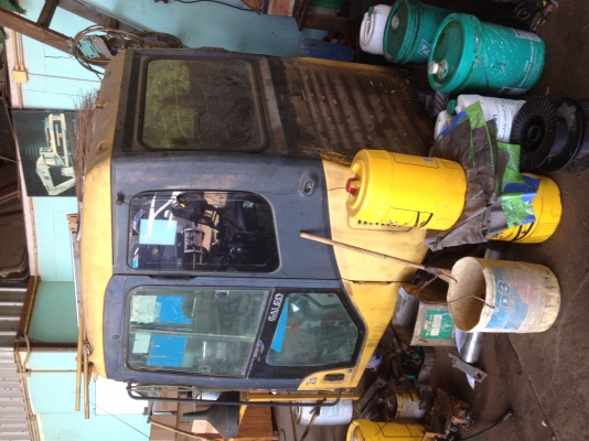 ขายหัวเก๋ง KOMATSU PC200-7 อุปกรณ์ครบ
