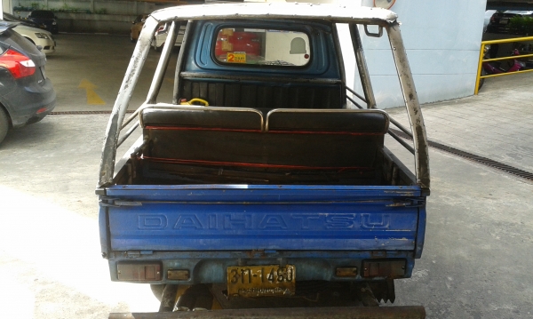 35000..ป๊อไดฮัทสุ s70ป้ายเหลืองพร้อมใช้ ภาษี57 เอกสารตรงครบเหมาะเอาไปทำป้ายดำมาก  เครื่องแน่นคุ้มมากแน่ๆช้าอดครับ กทม.