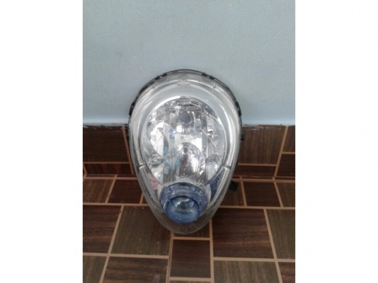 โคมไฟหน้า scoopy i