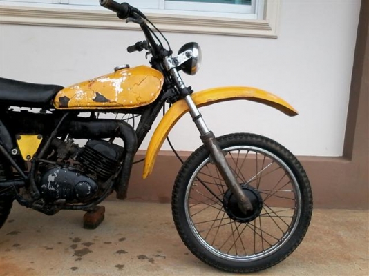 ขาย DT100 เครื่องดีโครงไม่ผุคันสตาร์ทคันเกียร์ไม่เชื่อมออกใบซื้อขายให้ 4900 บาท