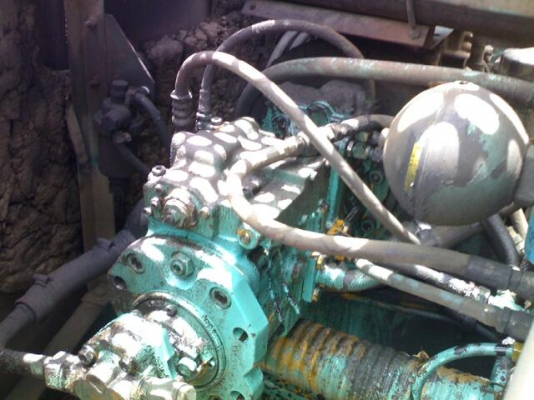 ขาย KOBELCO  SK100   MARK// สภาพพร้อมใช้งาน เครื่องดีปั้มดี โซ่เต็มเอวแน่น เอกสารใบแจ้งจำหน่า