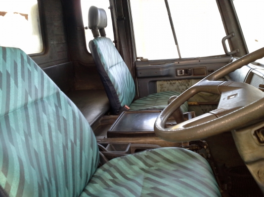 รถห้าง ISUZU ROCKY 195 แรงม้า พร้อมเครน สภาพสวยมาก ต่อรองได้ รถห้าง ISUZU ROCKY 195 แรงม้า พร้อมเครน สภาพสวยมาก ต่อรองได้