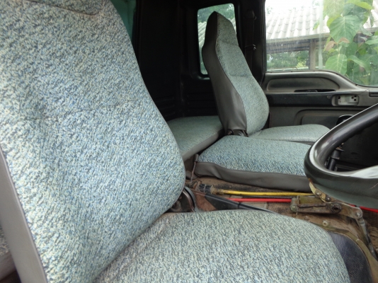 ขาย เดก้า 270  ดั้ม แม่ + ลูก  สนใจ โทร 095-6421433 ครูเงิน