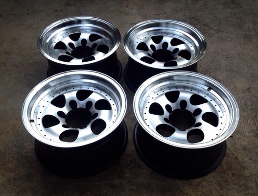 ขายล้อขอบ 15x8 ออฟ5 ุ6/139.7 ออฟลึกๆ สวยๅ