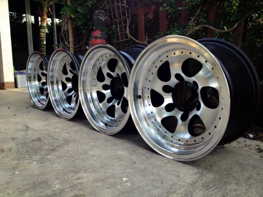 ขายล้อขอบ 15x8 ออฟ5 ุ6/139.7 ออฟลึกๆ สวยๅ ขายล้อขอบ 15x8 ออฟ5 ุ6/139.7 ออฟลึกๆ สวยๅ