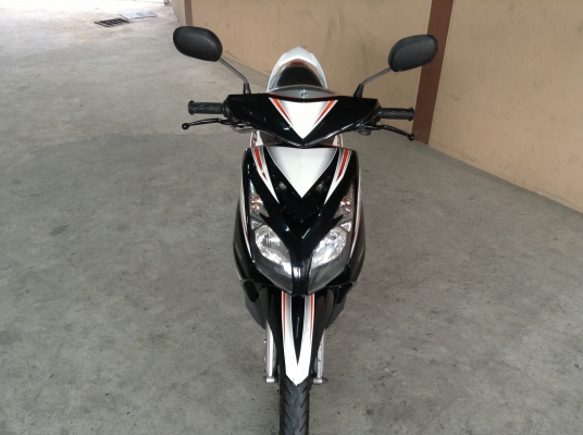 อยู่บางแสนคับ มีโอไฟคู่ รุ่นท็อปล้อแม็ก ปี52 รถเครื่องดีคับ ทะเบียนครบ ภาษีไม่หมด