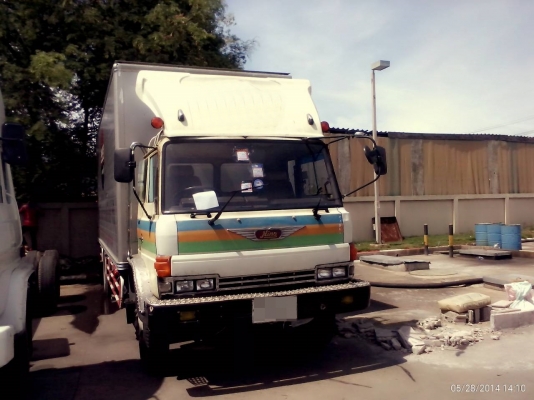 Hino 6 ล้อ ตู้แห้ง 3บาน 168 แรงม้า กระบะยาว 7เมตร