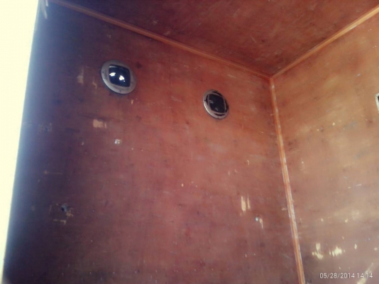 Hino 6 ล้อ ตู้แห้ง 3บาน 168 แรงม้า กระบะยาว 7เมตร