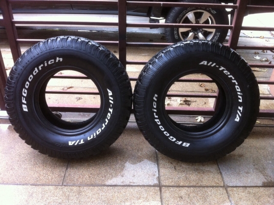 ขายยาง bf all 32 x 11.5 x 15 สภาพสวย