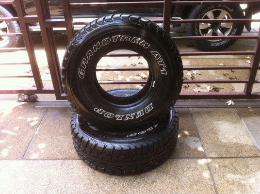 ขายาง dunlop at1 32 x 11.5 x 15 ปี 2012 สภาพสวย 1 คู่