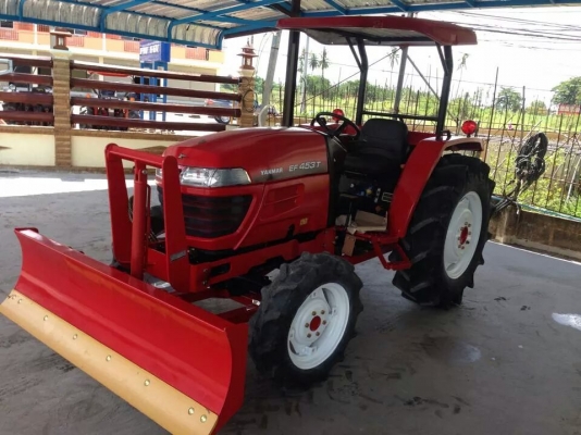 ยันร์ม่า 45 แรง ตัวรถใบมีดดันหน้าใหม่...สภาพดีพร้อมใช้งาน