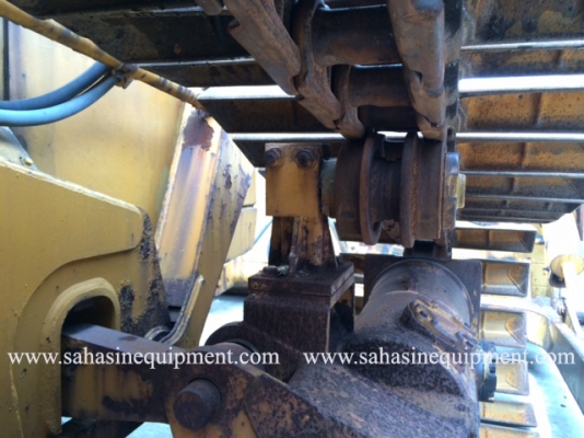 รถแทรคเตอร์ D5H S/N 2SD002XX นำเข้า บจก.สหสินอีควิปเม้นท์ โทร.081-5851880, 02-5168100-1 www.sahasinequipment.com