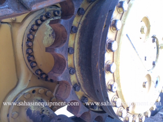 รถแทรคเตอร์ D5H S/N 2SD002XX นำเข้า บจก.สหสินอีควิปเม้นท์ โทร.081-5851880, 02-5168100-1 www.sahasinequipment.com