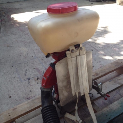 เครื่องฉีดยาแบบสะพายหลัง (เก่าญี่ปุ่น) สภาพดีพร้อมใช้งาน มีหลายรุ่น-ยี่ห้อให้เลือกคะ เครื่องฉีดยาแบบสะพายหลัง (เก่าญี่ปุ่น) สภาพดีพร้อมใช้งาน มีหลายรุ่น-ยี่ห้อให้เลือกคะ