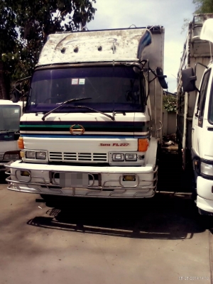 ขาย10ล้อ hino F18 ไม่รวมตู้ เครื่อง HO7C หัว sumo FL227 185 แรงม้า ยาว 6.5 เมตร