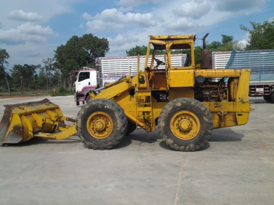 รถตัก ราคาถูก ขายรถตัก komatsu jh60 330,000 บาท