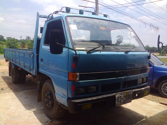รถ อีซูซู NPR115แรงปี40สภาพพร้อมใช้งาน ทะเบียนพร้อมโอน ราคา360000บ