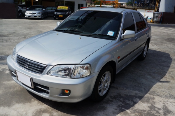 HONDA CITY ปี 2000 ขายรถสวย เกียรฺ์ AUTO ล้อMAX เครื่องเดิมๆวิ่งดี ช่วงล่างแน่น แอร์เย็นๆ กระจกไฟฟ้า พวงมาลัยพาวเวอร์ สภาพภายในสวย สีสวย การันตีรถสวย จัดไฟแนนได้