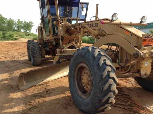 ขายแทร็กเตอร์ CAT ปี40 มีเล่ม