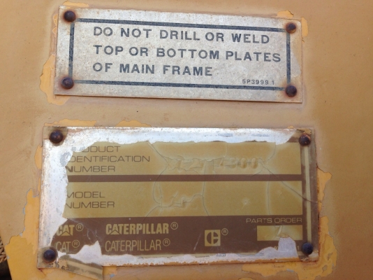 ขายแทร็กเตอร์ CAT ปี40 มีเล่ม