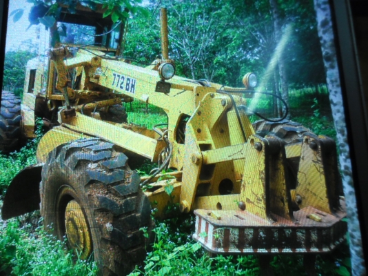 ขายรถเกรด JOHN DEERE รุ่น 772 BH 3 เพลาสวยเดิมๆเครืองดีปั้มดียางดี 6 เส้นเอกสารเล่มทะเบียน ขายรถเกรด JOHN DEERE รุ่น 772 BH 3 เพลาสวยเดิมๆเครืองดีปั้มดียางดี 6 เส้นเอกสารเล่มทะเบียน