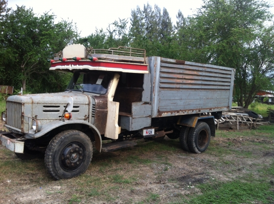 ขาย 200000 บาท หกล้อดัมพ์ ISUZU หัวยาวโบราณรุ่นแรกๆ ทะเบียนแจ้งจอดครับ