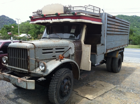 ขาย 200000 บาท หกล้อดัมพ์ ISUZU หัวยาวโบราณรุ่นแรกๆ ทะเบียนแจ้งจอดครับ