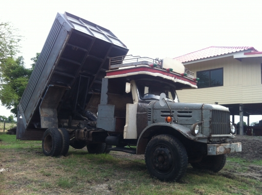 ขาย 200000 บาท หกล้อดัมพ์ ISUZU หัวยาวโบราณรุ่นแรกๆ ทะเบียนแจ้งจอดครับ