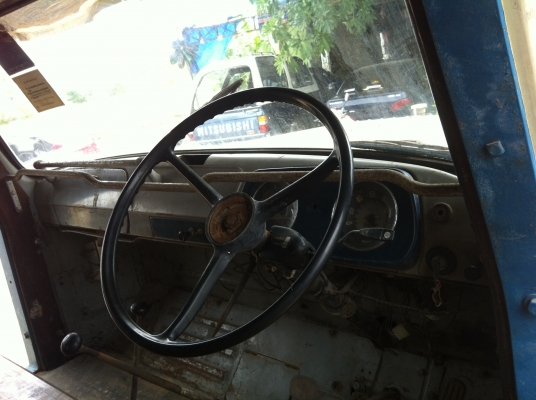 ขาย 200000 บาท หกล้อดัมพ์ ISUZU หัวยาวโบราณรุ่นแรกๆ ทะเบียนแจ้งจอดครับ