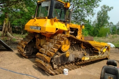 ขายด่วนรถแทรกเตอร์ CAT D5H 900,000 บาท