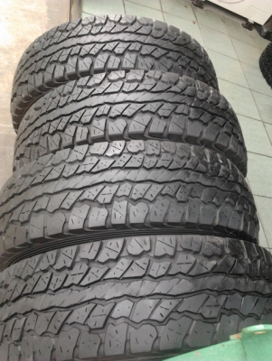 Dunlop AT1 30/9.5/15 ปี11 สภาพดี 1ชุด Dunlop AT1 30/9.5/15 ปี11 สภาพดี 1ชุด