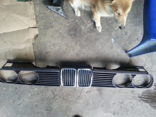 ขายกระจังหน้า e30