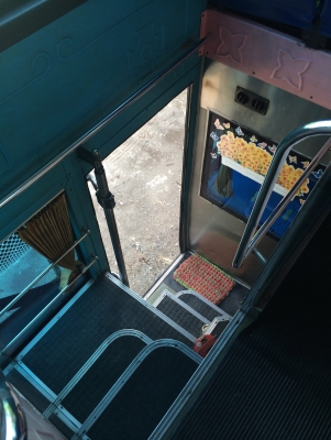 ขายรถบัส 8 ล้อ คัสซี Mitsu เครื่อง Mitsu 8DC11