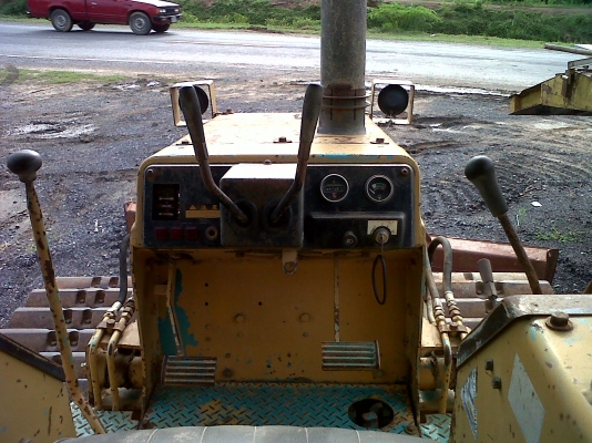 ขายแทรกเตอร์ D2รุ่น6 ใบมีด 6ทิศทาง สภาพพรอมใช้ ขายตามสภาพ ราคาต่อรองได้ ติดต่อได้ ที่คุณ อ๊อฟ พิจิตร 086-737-9991