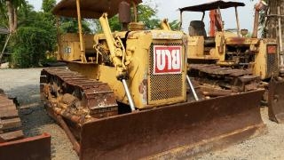 ขายCAT D4D ตีนไก่ สภาพสวยพร้อมใช้ ราคาต่อรองได้ ติดต่อได้ที่คุณอ๊อฟ พิจิตร 086-737-9991