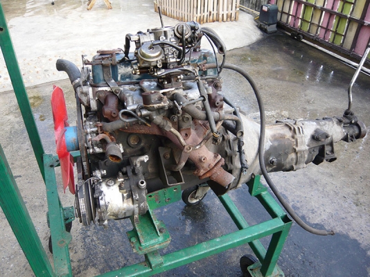 ขายเครื่องเบนซินขับหลังA15 5สปีด