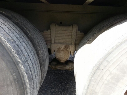 รถอีซูซุ 10 ล้อ ตู้เย็น 300 แรงม้า ปี 52  สนใจติดต่อ 081 - 6079515