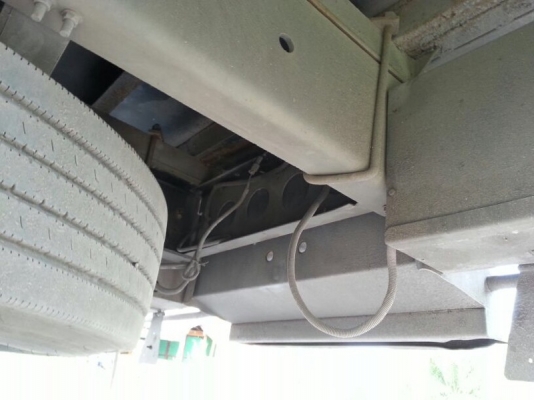 รถอีซูซุ 10 ล้อ ตู้เย็น 300 แรงม้า ปี 52  สนใจติดต่อ 081 - 6079515