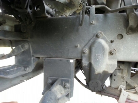 รถอีซูซุ 10 ล้อ ตู้เย็น 300 แรงม้า ปี 52  สนใจติดต่อ 081 - 6079515