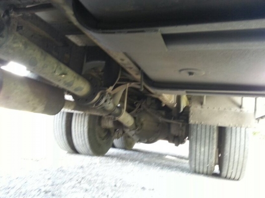 รถอีซูซุ 10 ล้อ ตู้เย็น 300 แรงม้า ปี 52  สนใจติดต่อ 081 - 6079515