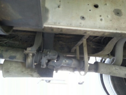 รถอีซูซุ 10 ล้อ ตู้เย็น 300 แรงม้า ปี 52  สนใจติดต่อ 081 - 6079515