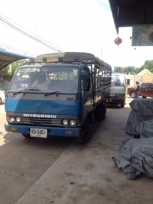 ขาย รถ6ล้อกลาง มิตซูบิชิ แคนเตอร์100แรงราคา270000 ขาย รถ6ล้อกลาง มิตซูบิชิ แคนเตอร์100แรงราคา270000