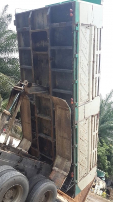 ขาย กะบะดั๊มราคา 130000 บาท ขาย กะบะดั๊มราคา 130000 บาท