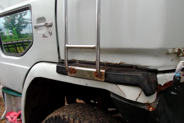 ขายด่วนรถสิบล้อดรั้มเกษตรแม๋ลูกเครือง260แรงม้าเทอโบอินเตอ