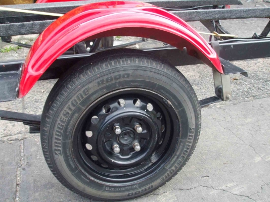 ขาย เทลเลอร์วางเรือเจ็ตสกี ราคา 12,000 บาท 555