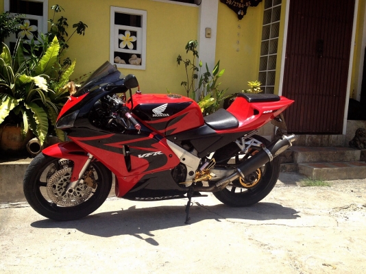 ขายถูก honda vfr400 nc30 ทะเบียนพร้อมโอน