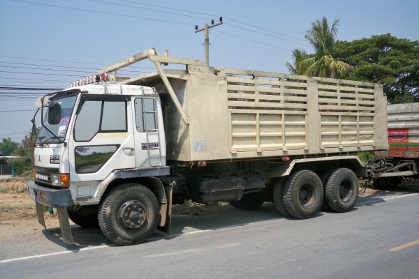 ขายรถพ่วง Mitsubishi FUSO FN527 18 ล้อ ดั้ม แม่+ลูก